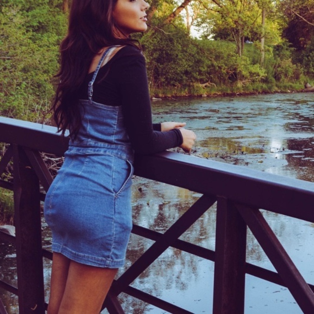 Guess, Women’s Denim Dress with Overalls, Size 2 - Picture 2 of 5